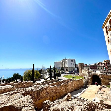 Acogedor Apartamento Enfrente De La Catedral Tarragona Luaran gambar