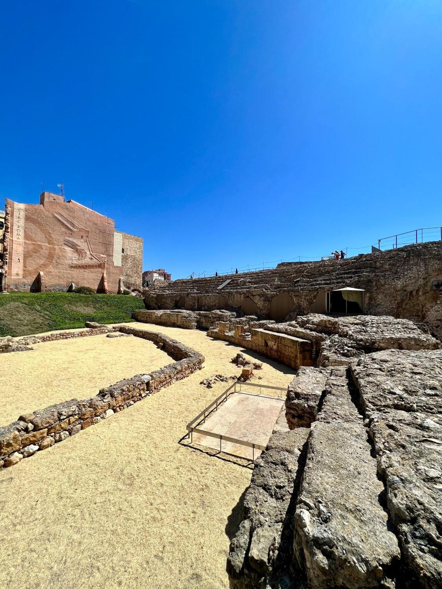 Acogedor Apartamento Enfrente De La Catedral Tarragona Luaran gambar